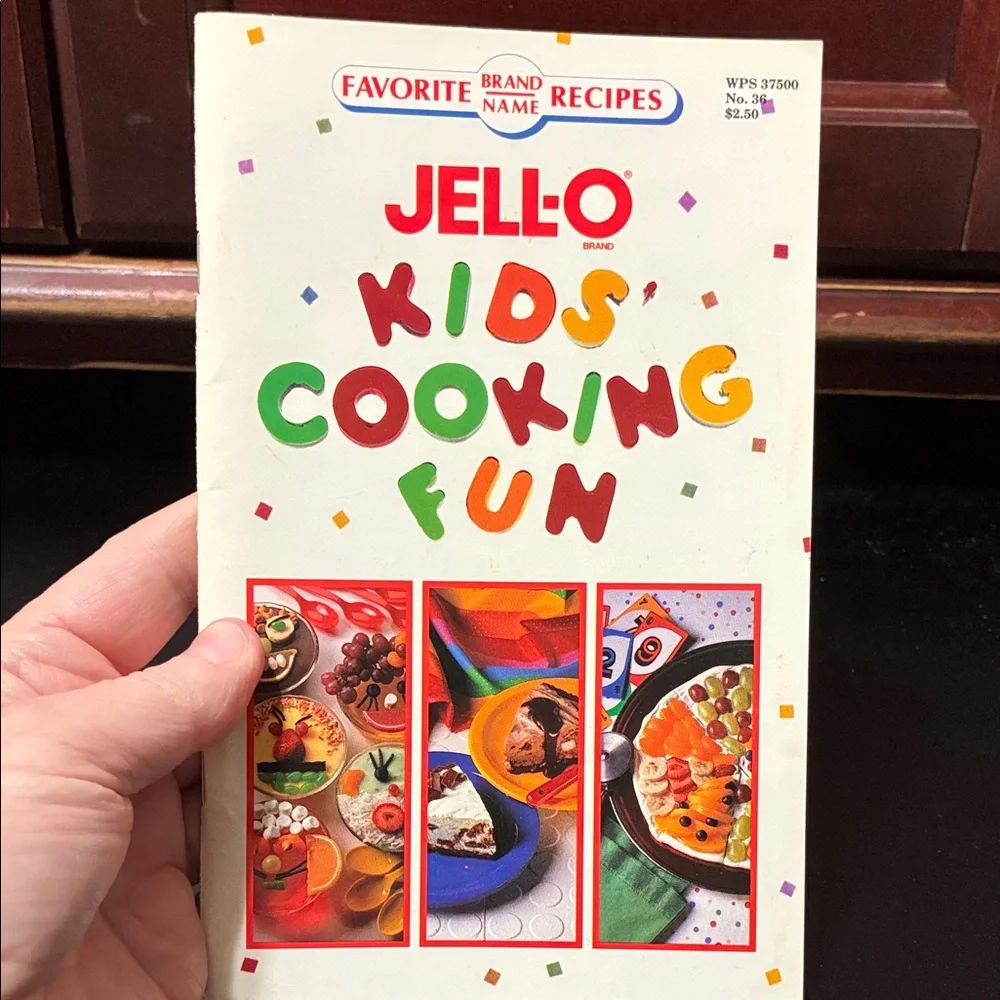 Vintage four piece Cookbook magazine Set